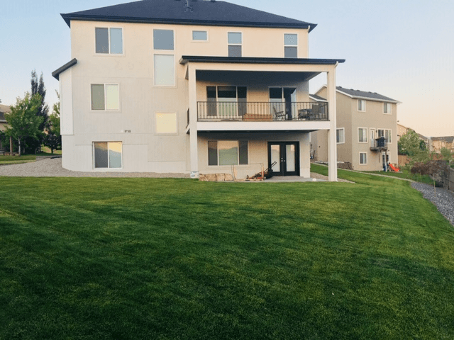 Lehi House: 4487 N Foxtrail Cir