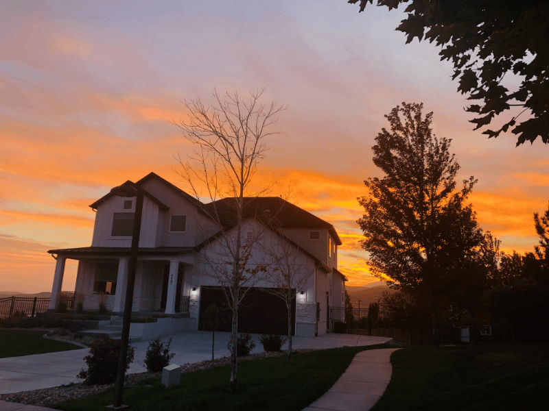 Lehi House: 4487 N Foxtrail Cir