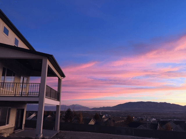 Lehi House: 4487 N Foxtrail Cir