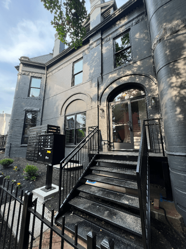 Washington Apartment: 318 M Street, NW