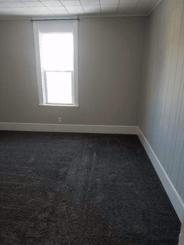 Lansing Apartment: 1135 S Grand Ave