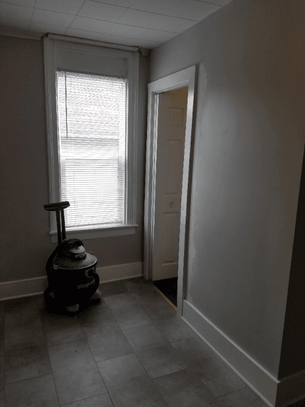 Lansing Apartment: 1135 S Grand Ave