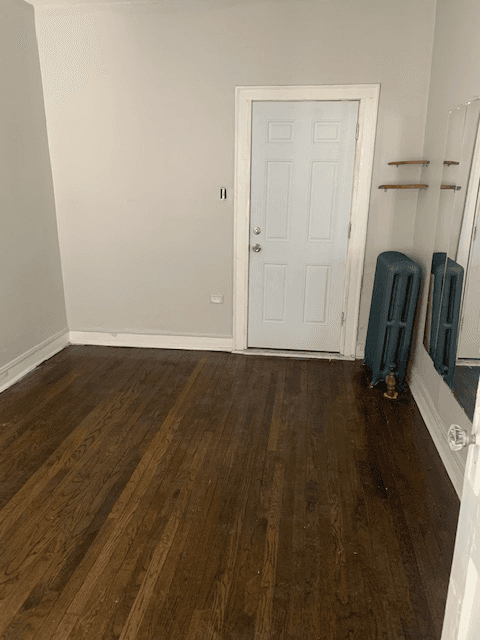 Chicago Apartment: 11210 S Vernon