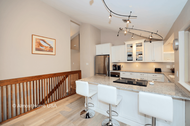 Salt Lake City House: 7533 S 3500 E, Salt Lake City UT