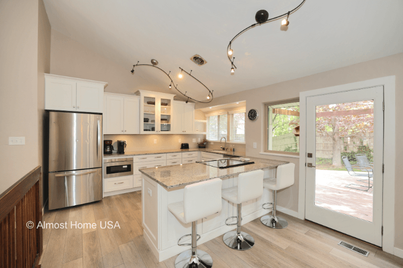 Salt Lake City House: 7533 S 3500 E, Salt Lake City UT