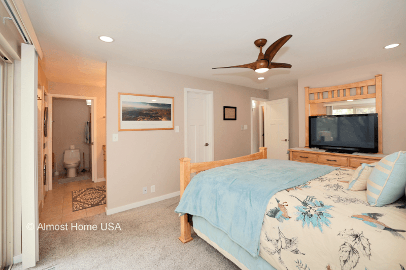 Salt Lake City House: 7533 S 3500 E, Salt Lake City UT