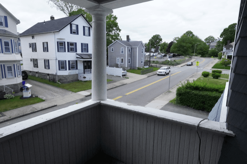 Fall river House: 136 New Boston