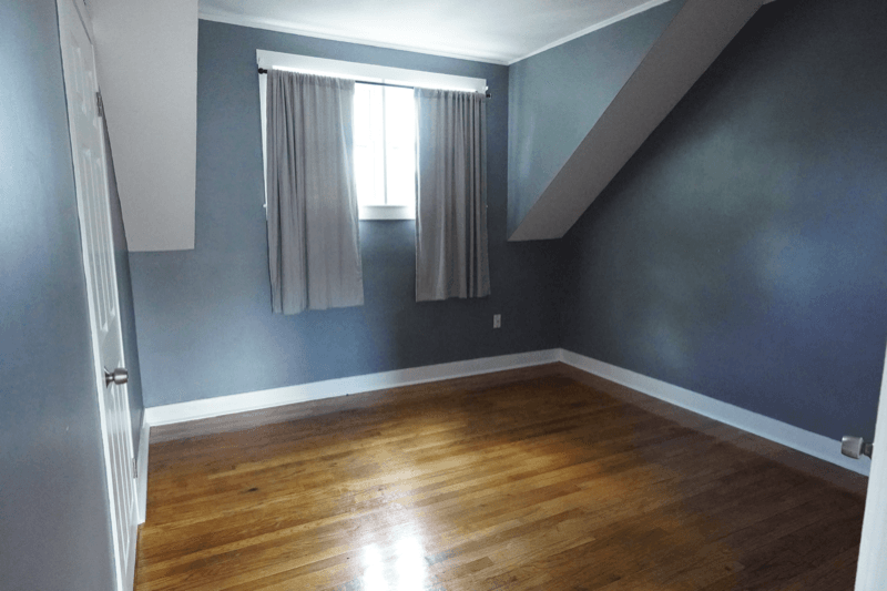 fall river House: 138 New Boston Road