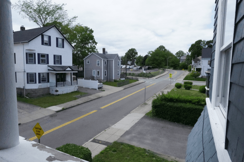fall river House: 138 New Boston Road