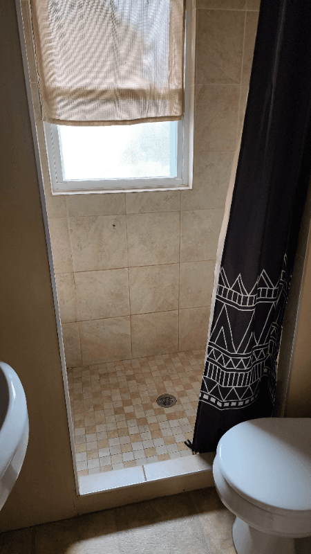 Amherst House: 44840 North Ridge Road