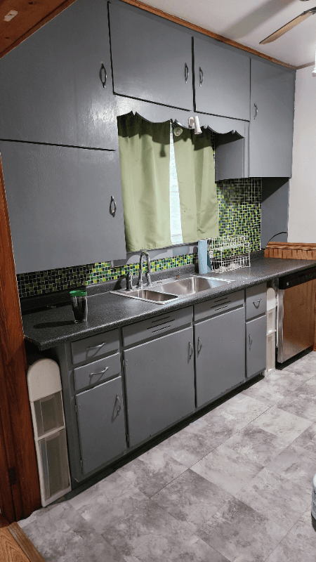 Amherst House: 44840 North Ridge Road