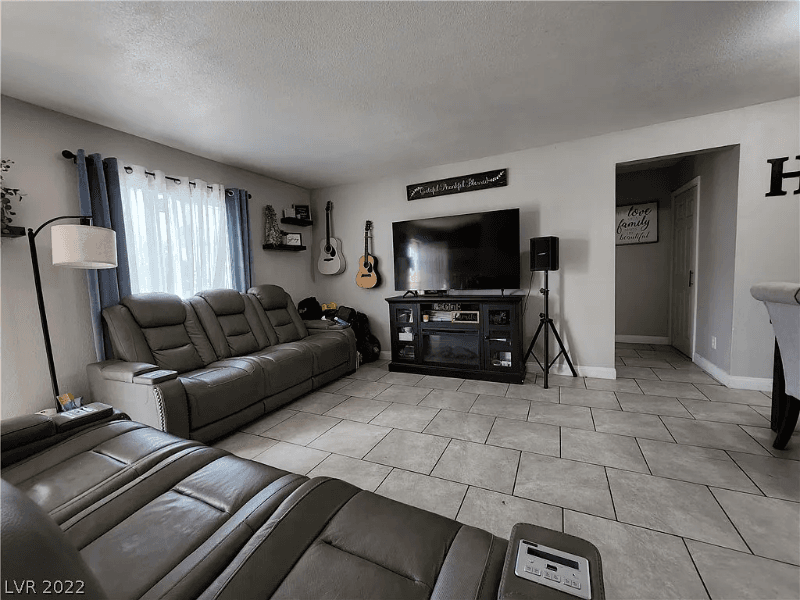 Las Vegas House: 3671 Villa Knolls East Drive