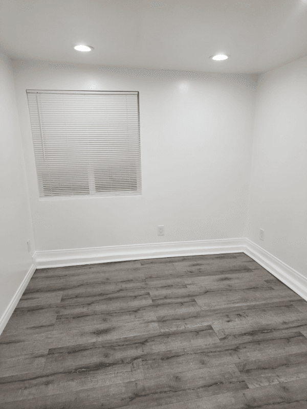 Reseda House: 19226 Hartland Street