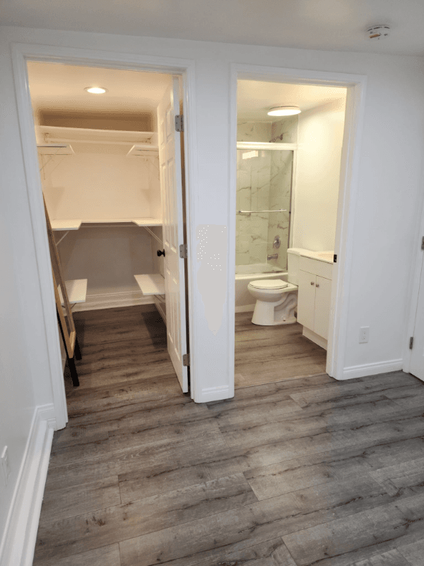 Reseda House: 19226 Hartland Street