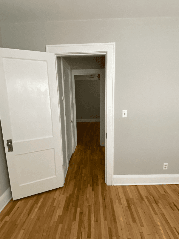 Saint Paul Apartment: 488 S. Snelling Ave.