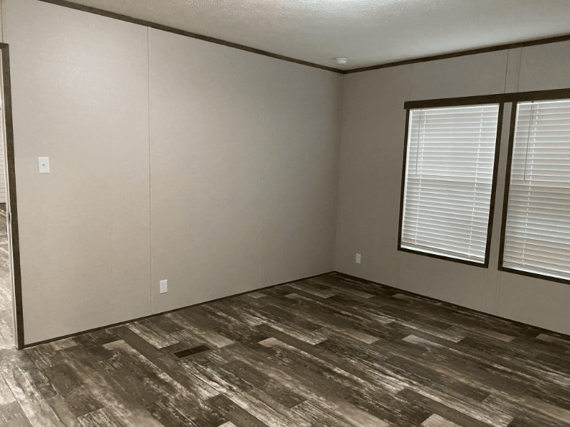 Jonesboro House: 696 Tara Rd