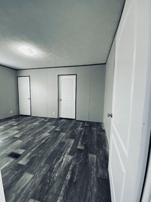 Columbus House: 901 Joy Rd
