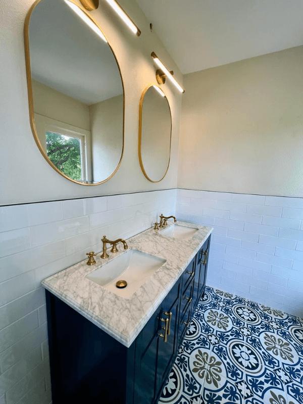 Waxahachie House: 417 W Franklin St, TX,