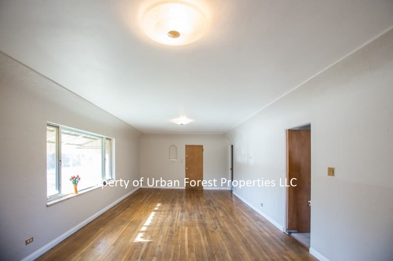 Denver Apartment: 4525 E. 16th Ave.