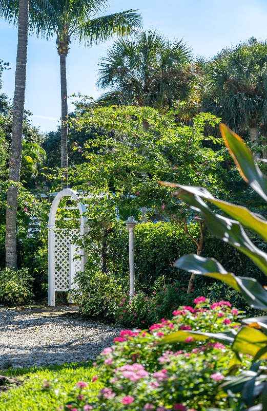 Vero Beach Apartment: 720 Lantana Ln