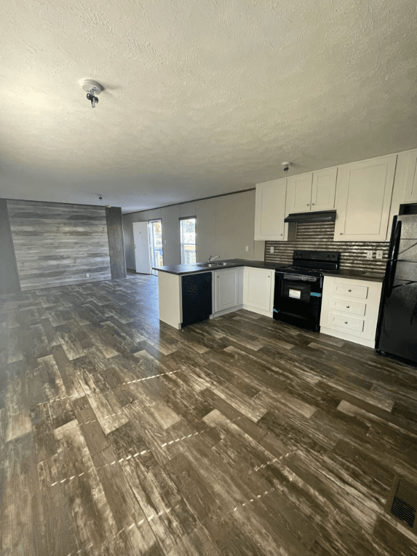 Jonesboro House: 696 Tara Rd