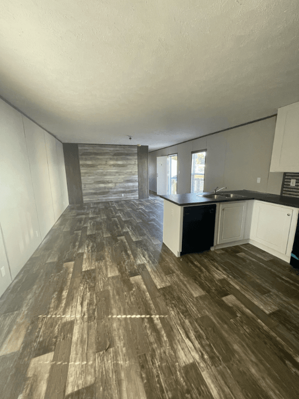 Jonesboro House: 696 Tara Rd