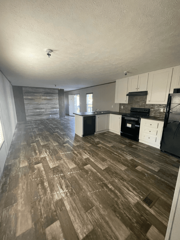 Jonesboro House: 696 Tara Rd