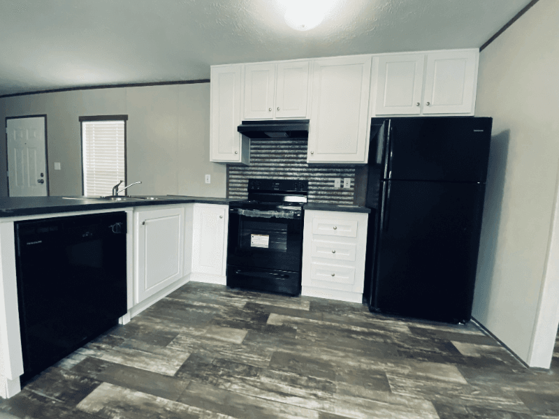 Jonesboro House: 696 Tara Rd
