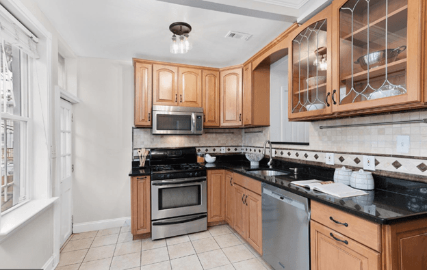 Washington House: 2120 North Capitol St