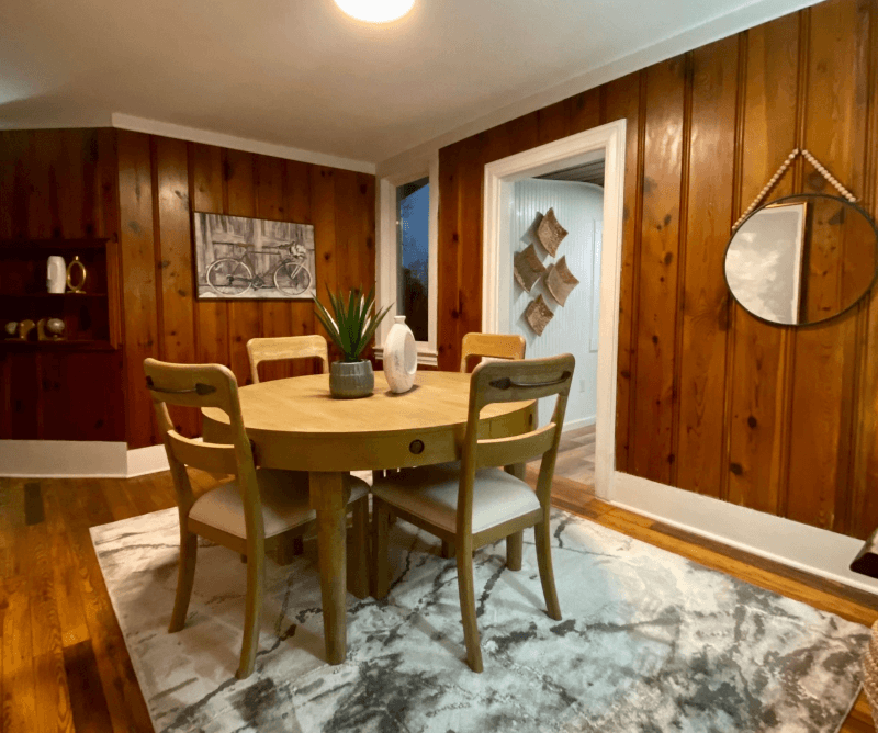 Hot Springs House: 169 Crest Street
