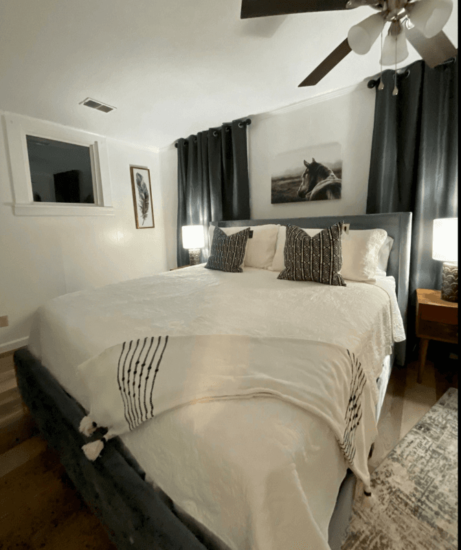Hot Springs House: 169 Crest Street