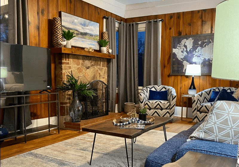 Hot Springs House: 169 Crest Street