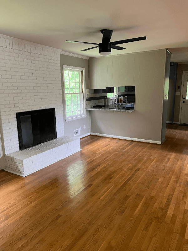 Dahlonega House: 41 Knights Mountain Rd