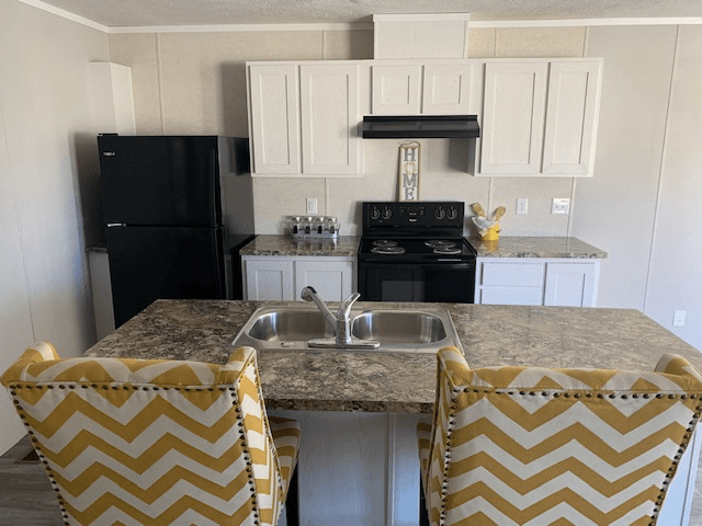Bristol House: 54686 County Rd 19