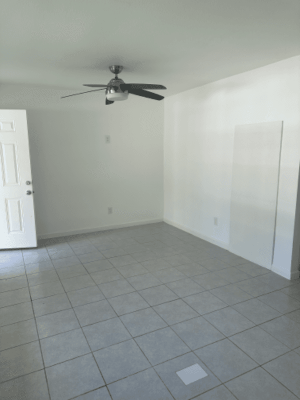 Houston Condo: 7822 Oak Knoll Lane