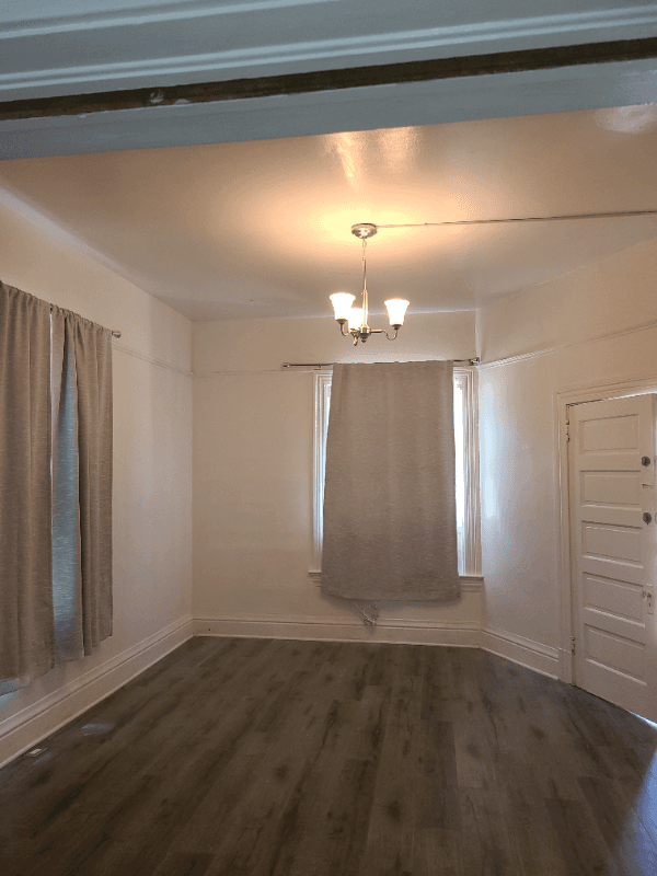 Pasadena Apartment: 695 Cordova St