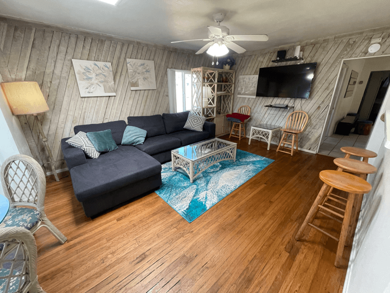 San Diego Multiplex: 820 Island Ct