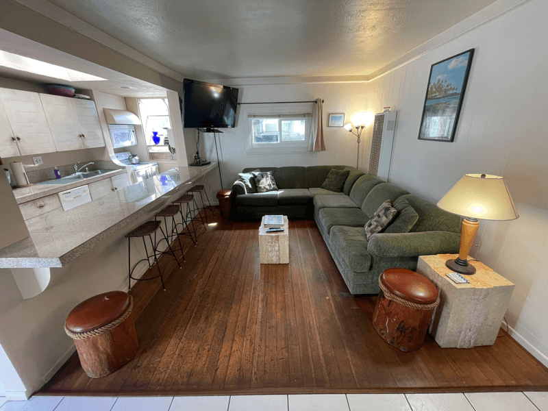 San Diego House: 717 Portsmouth Ct
