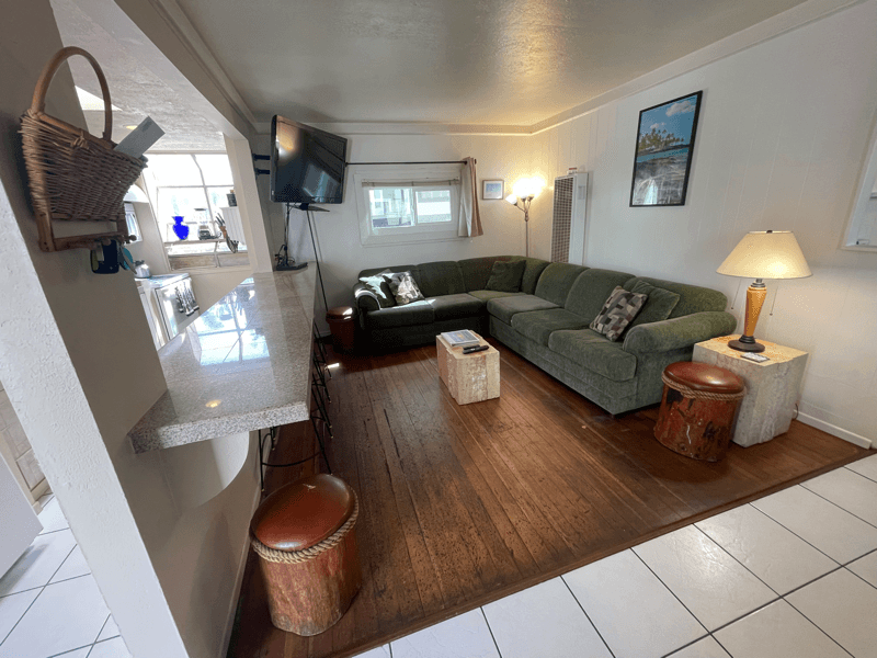 San Diego House: 717 Portsmouth Ct
