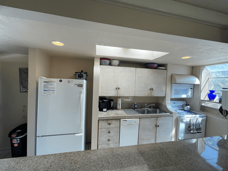 San Diego House: 717 Portsmouth Ct