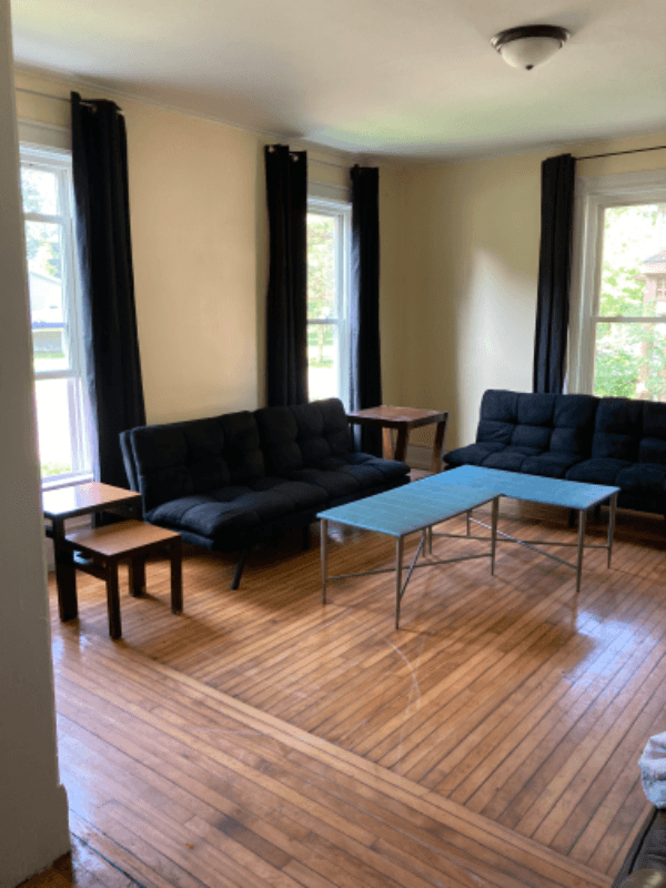 Potsdam House: 10 Bay St