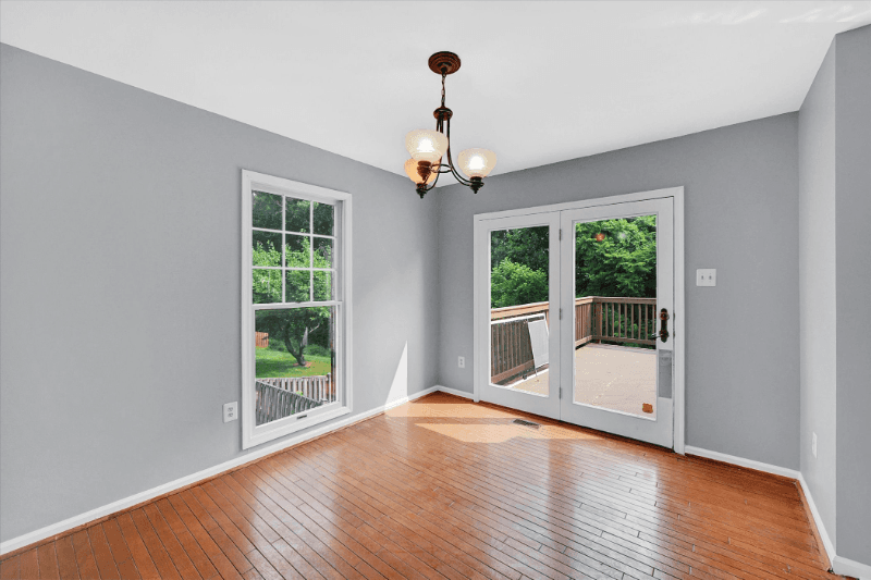 Owings Mills House: 27 Preakness ct