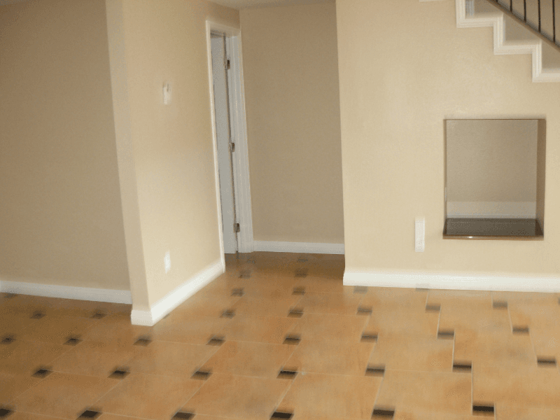 Costa Mesa Multiplex: 365 Victoria St