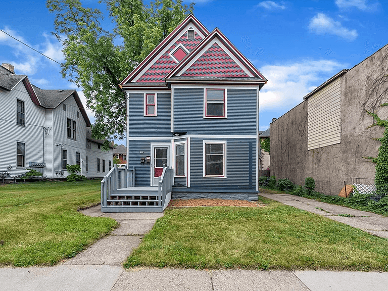 Grand Rapids Multiplex: 1560 Wealthy St SE