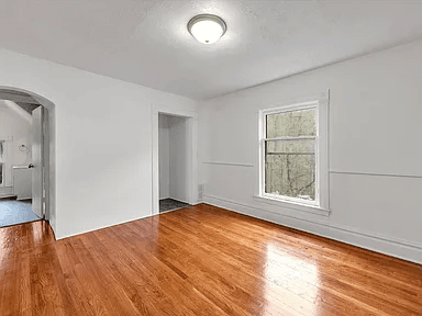Grand Rapids Multiplex: 1560 Wealthy St SE