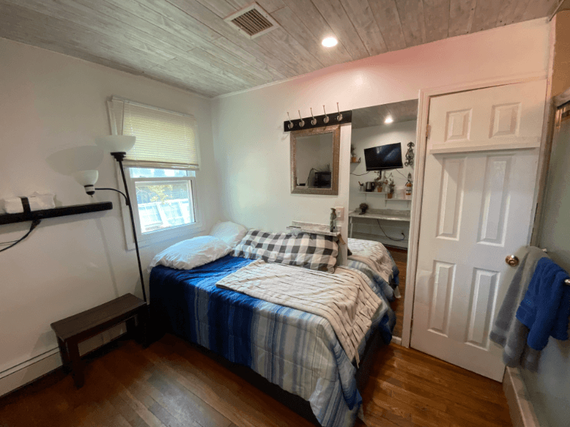 West Islip House: 202 west 1st Street