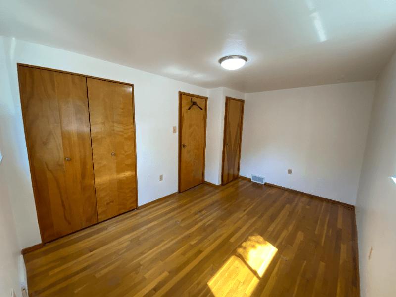Verona House: 614 First St