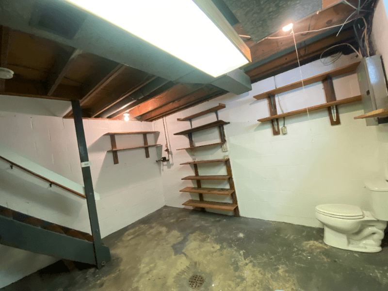 Verona House: 614 First St
