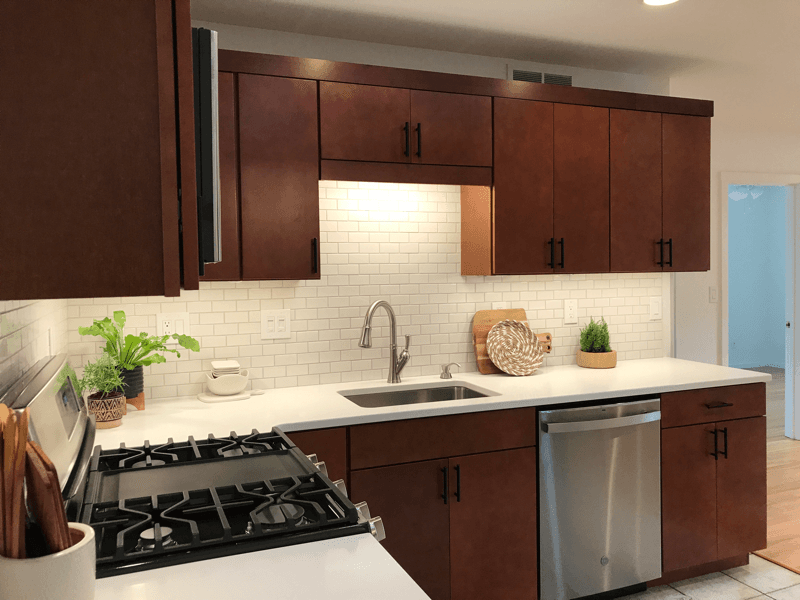 Saratoga Springs House: 575 North Broadway