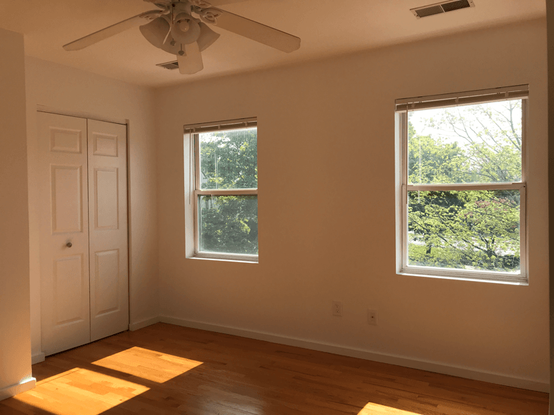 Saratoga Springs House: 575 North Broadway